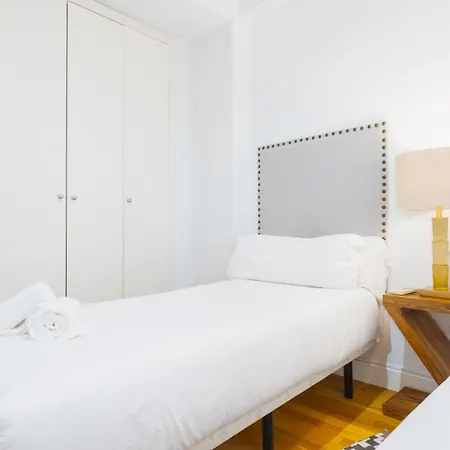 3 Bedrooms 2 Bathrooms Furnished - Triana - Great Apartment - Mintystay Seville Exterior photo