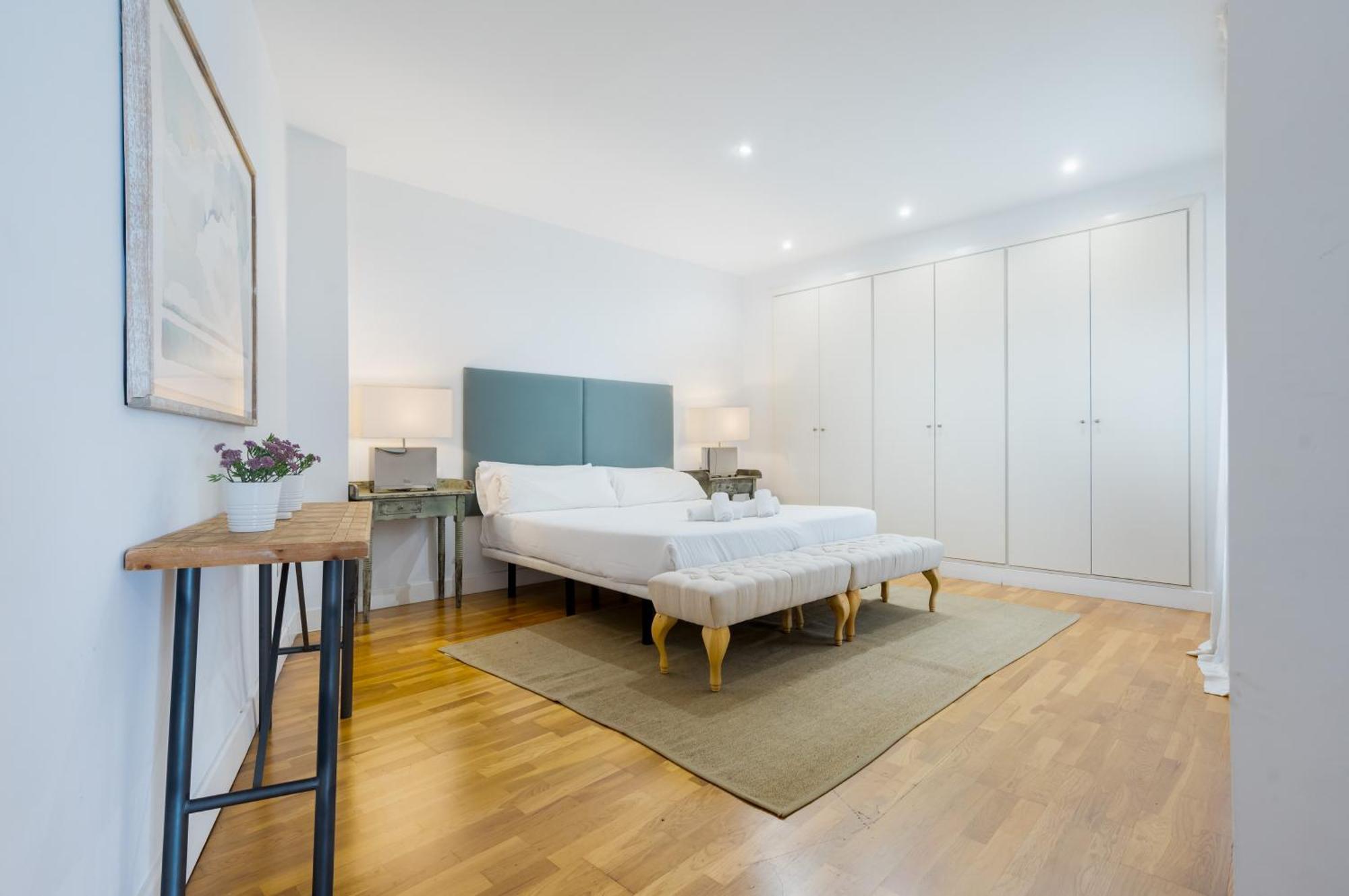 Appartement 3 Bedrooms 2 Bathrooms Furnished - Triana - Great - Mintystay
