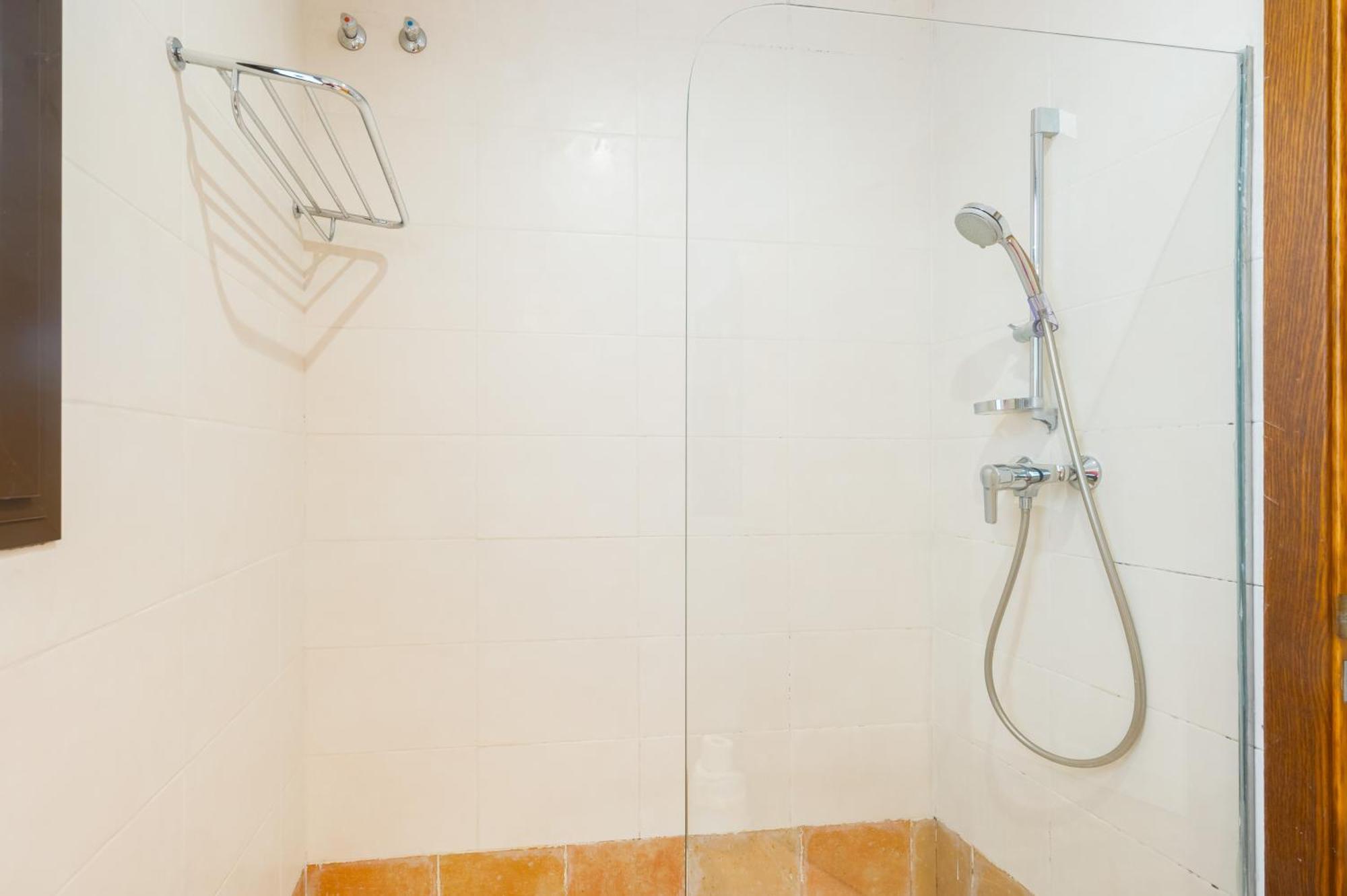 Appartement 3 Bedrooms 2 Bathrooms Furnished - Triana - Great - Mintystay
